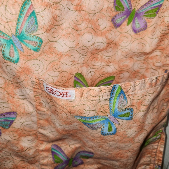 Women's Cherokee Scrub top size Large - Picture 4 of 5